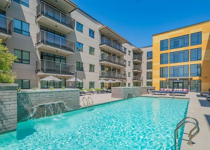Near Dt Phx Balcony W D Pool Gym Parking * Phoenix