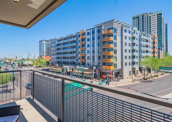 Near Dt Phx Balcony W D Pool Gym Parking *
