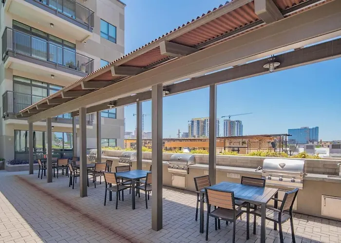Near Dt Phx Balcony W D Pool Gym Parking Phoenix